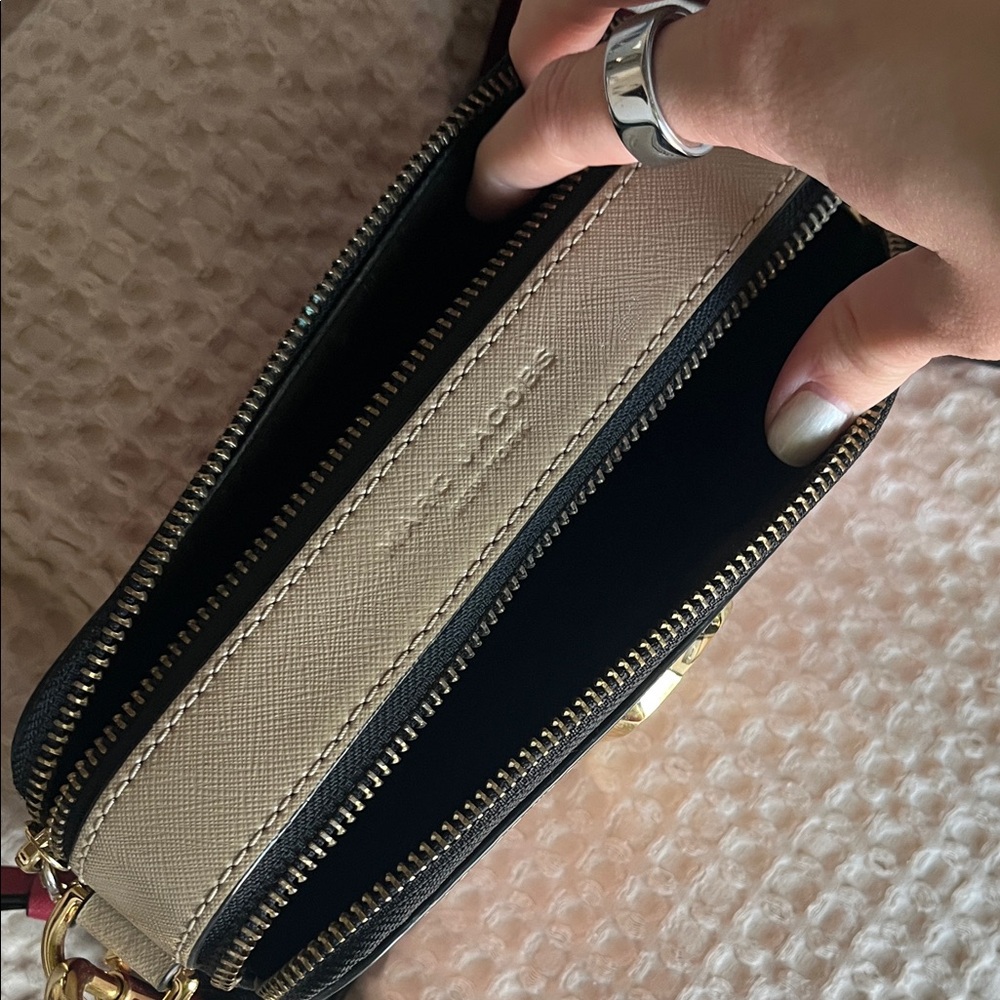 Marc Jacob’s Pink crossbody purse - Picture 4 of 6